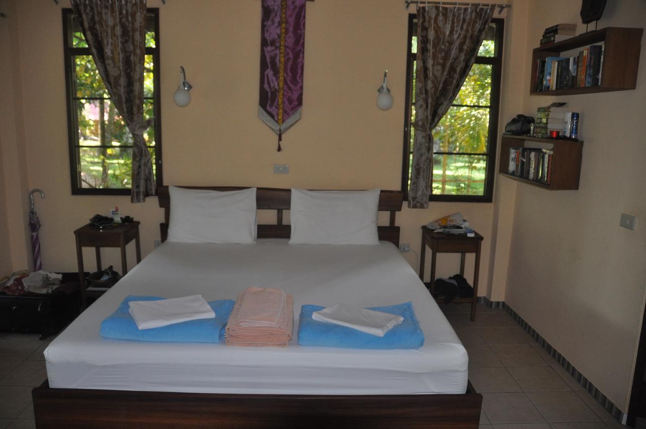 Lake View Bungalows Khao Lak Exterior photo